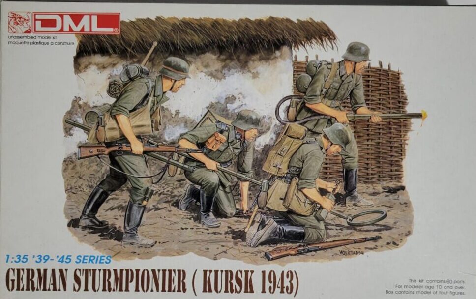 German Sturmpionier (Kursk 1943) DML 1/35 RAY - Charlies Plastic Models